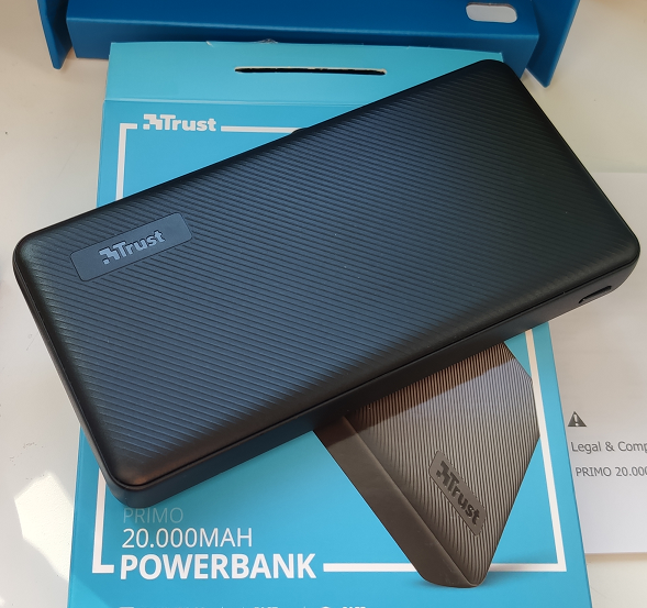 Trust Primo Compact 15.000 mAh Powerbank black
